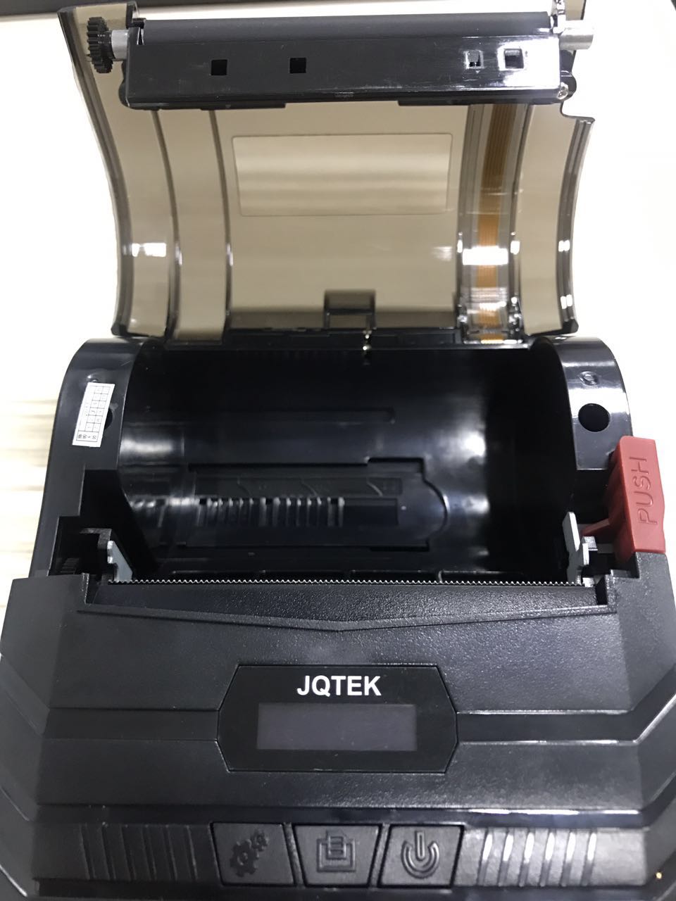 售出濟(jì)強便攜式藍(lán)牙無線打印機JLP352到中山某五金電器有限公司