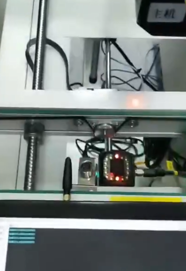 PCB電路板，接駁臺(tái)上方下方組網(wǎng)讀碼，主從機(jī)掃碼.png